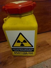 Original  prop " BOND 007