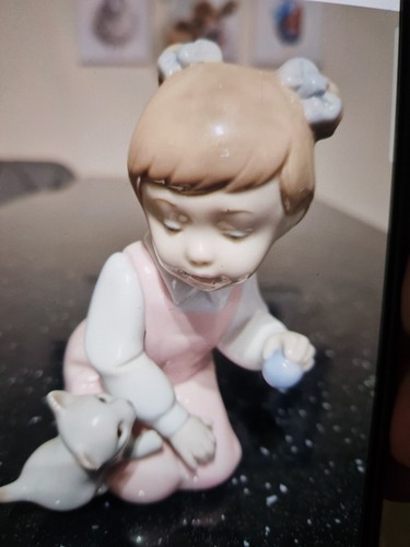 Figure little girl with - figure,