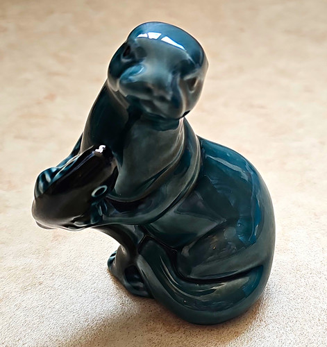 Vintage poole pottery otter - vintage,