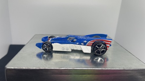 Hot wheels acceleracers - hot,