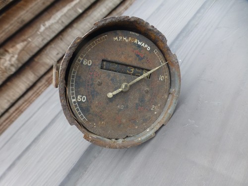 Ww2 daimler dingo speedometer - ww2,