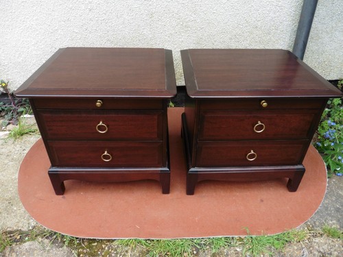 Pair stag minstrel mahogany - of,