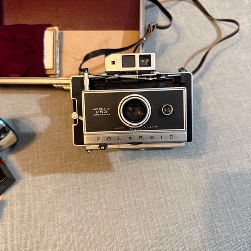 Vintage polaroid 250 land - vintage,
