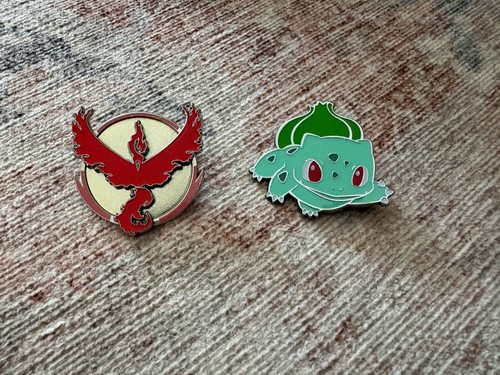 Pokemon pin badges - pin,