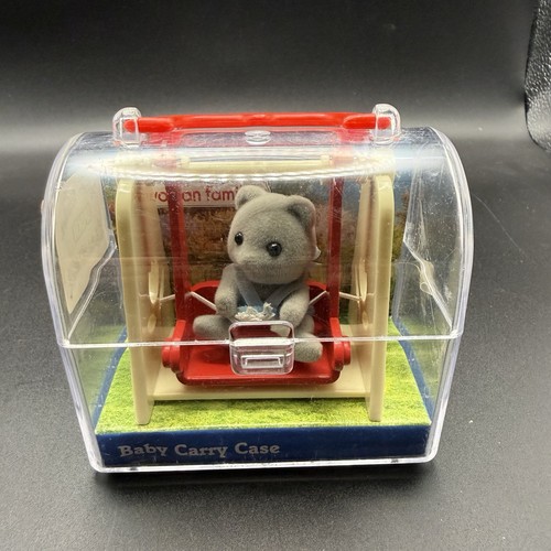 Vintage sylvanian families - sylvanian,