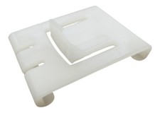 Slide piece guide seat rail