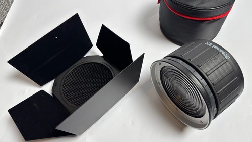 Aputure fresnel lens - fresnel,