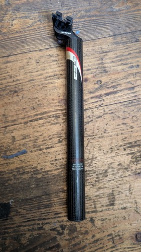 Fsa carbon pro seatpost - fsa,