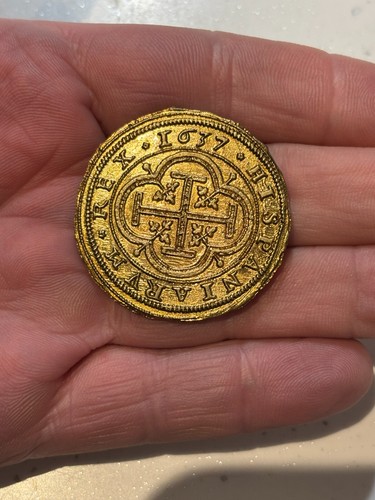 Spanish bullion coin 1637 gold - coin,