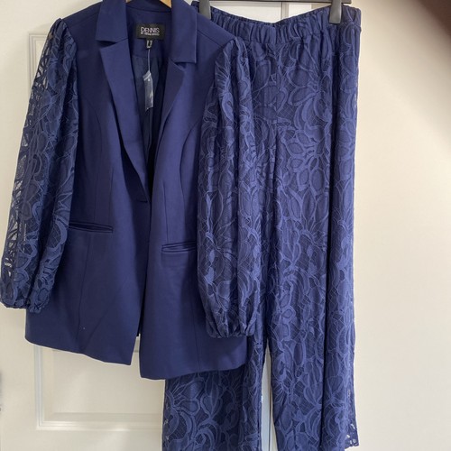 Dennis basso suit - , size