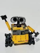Interactive WALL-E ACTION FIGURE disney pixar NOT WORKING- no remote control