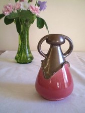 BRETBY ARTS & CRAFTS - RED DOUBLE HANDLED CONICAL 'FRILL' VASE 