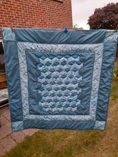 Patchwork lap quilt, turquoise, tumbling blocks, EPP with borders, hand quilted