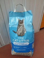 Vitacat Lightweight Fast Absorbing Non-Clumping Cat Litter – 10L Bag
