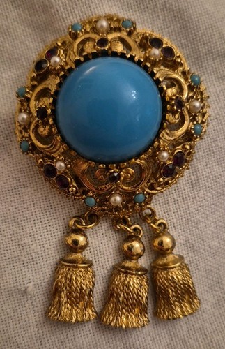 Vintage victorian revival - vintage,