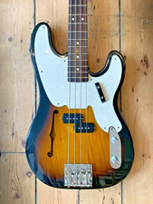2005 Mexican Fender Mike Dirnt