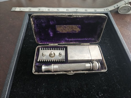 Antique gillette safety razor - antique,
