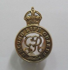 BRITISH ARMY CAP BADGE. 2nd