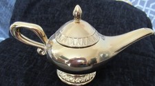 DISNEY ALADDIN LAMP ORNAMENT