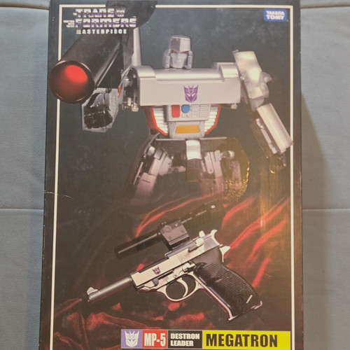 Takara tomy transformers - takara,