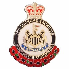 Newcastle Utd Remembrance Day P0ppy Badge, Newcastle United Football Pin Badge