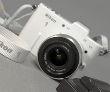 NIKON 1 V1 Mirrorless Digital