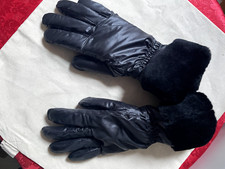 UGG Gloves Black anti-slip fur