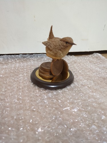 Small wren sat farthings - small,