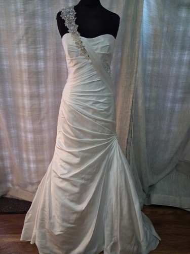 Wedding dress size ivory - wedding, 10