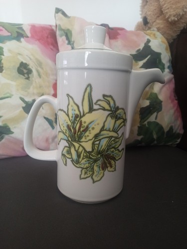 Royal worcester palissy - royal, floral