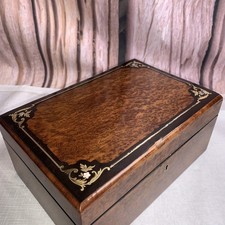 CHARMING ANTIQUE SEWING WOODEN