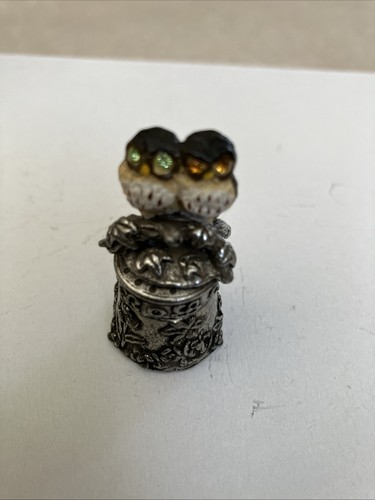 Vintage pewter owl thimble - pewter,