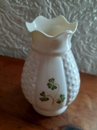 Vintage belleek donegal - vintage, parian