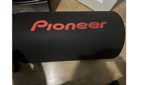 Poineer base tube - base,