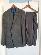 Matalan's T&W Tailoring Grey