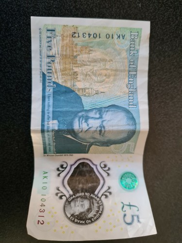 Ak10 note - £5,