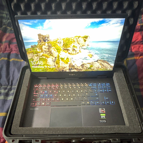 Omen 6in gaming - 15.6in,