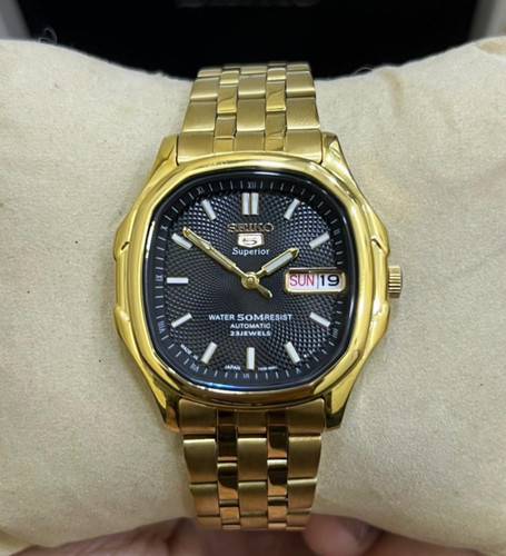 Rear seiko superior gold - rear, 5