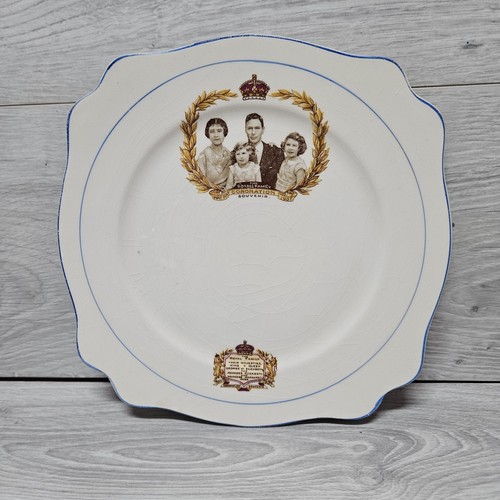 Vintage royal family - vintage,