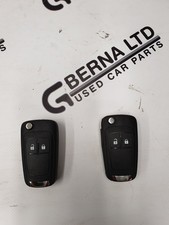 2x Genuine Vauxhall Astra J