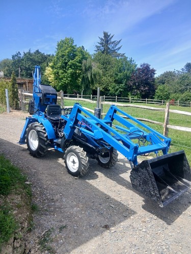 Iseki 2140 compact loader