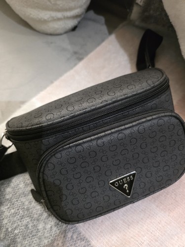 Guess fanny pack - guess,
