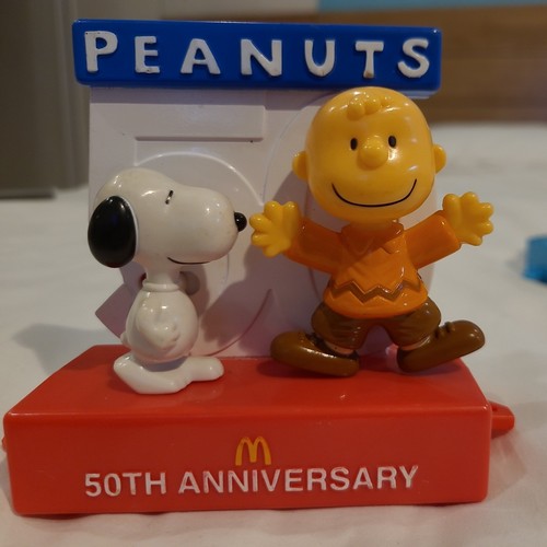 Snoopy peanuts mcdonald - snoopy, mcdonald's