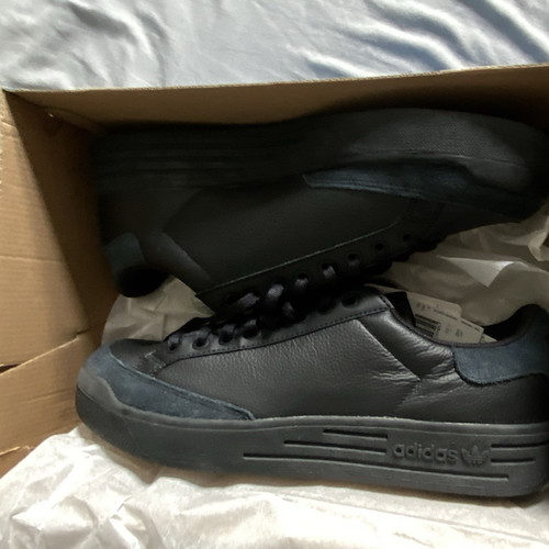 Adidas originals rod laver - adidas,