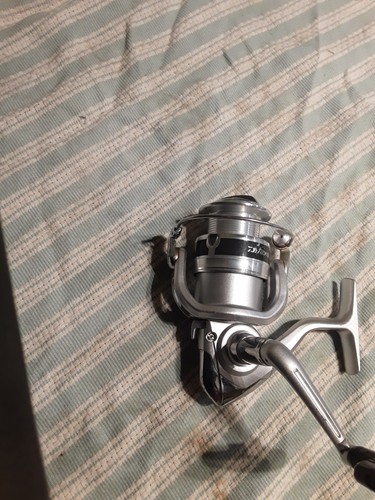 Daiwa sweepfire e2500 fishing - sweepfire,