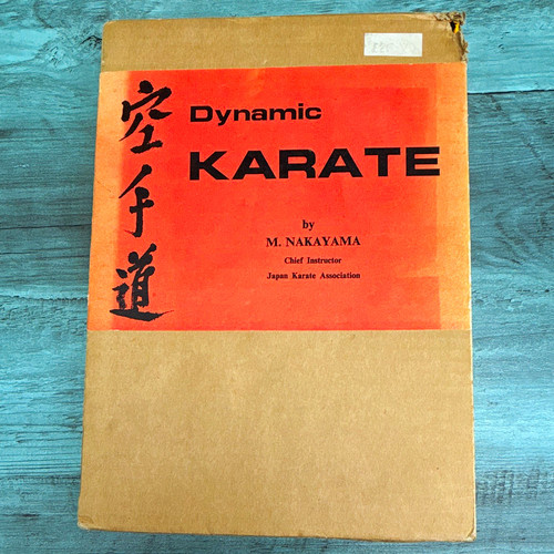 Dynamic karate nakayama - karate,