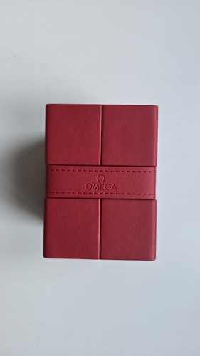 Genuine omega red leatherette - red,