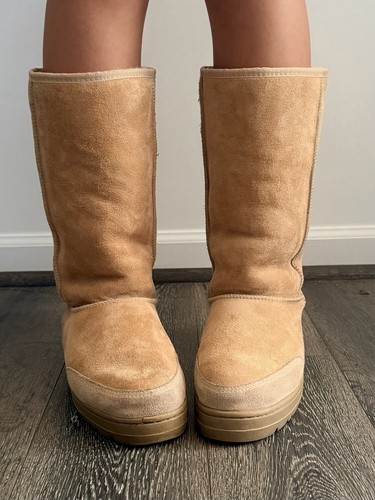 Ugg classic tall - “classic,
