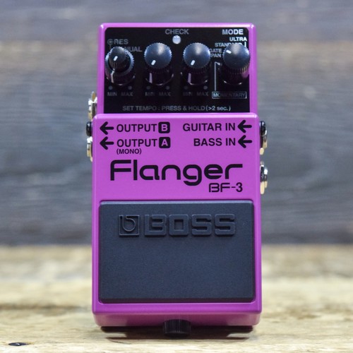 Boss flanger four modes - boss,