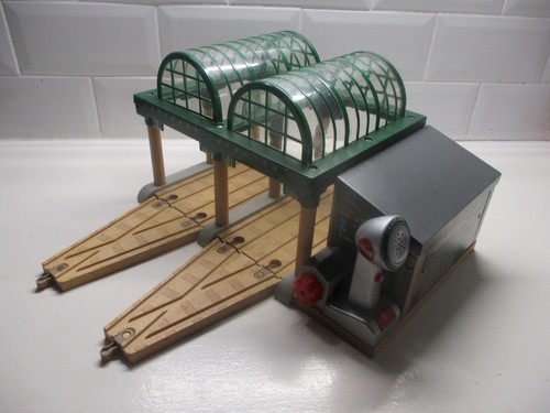 Wooden thomas the tank engine - wooden,